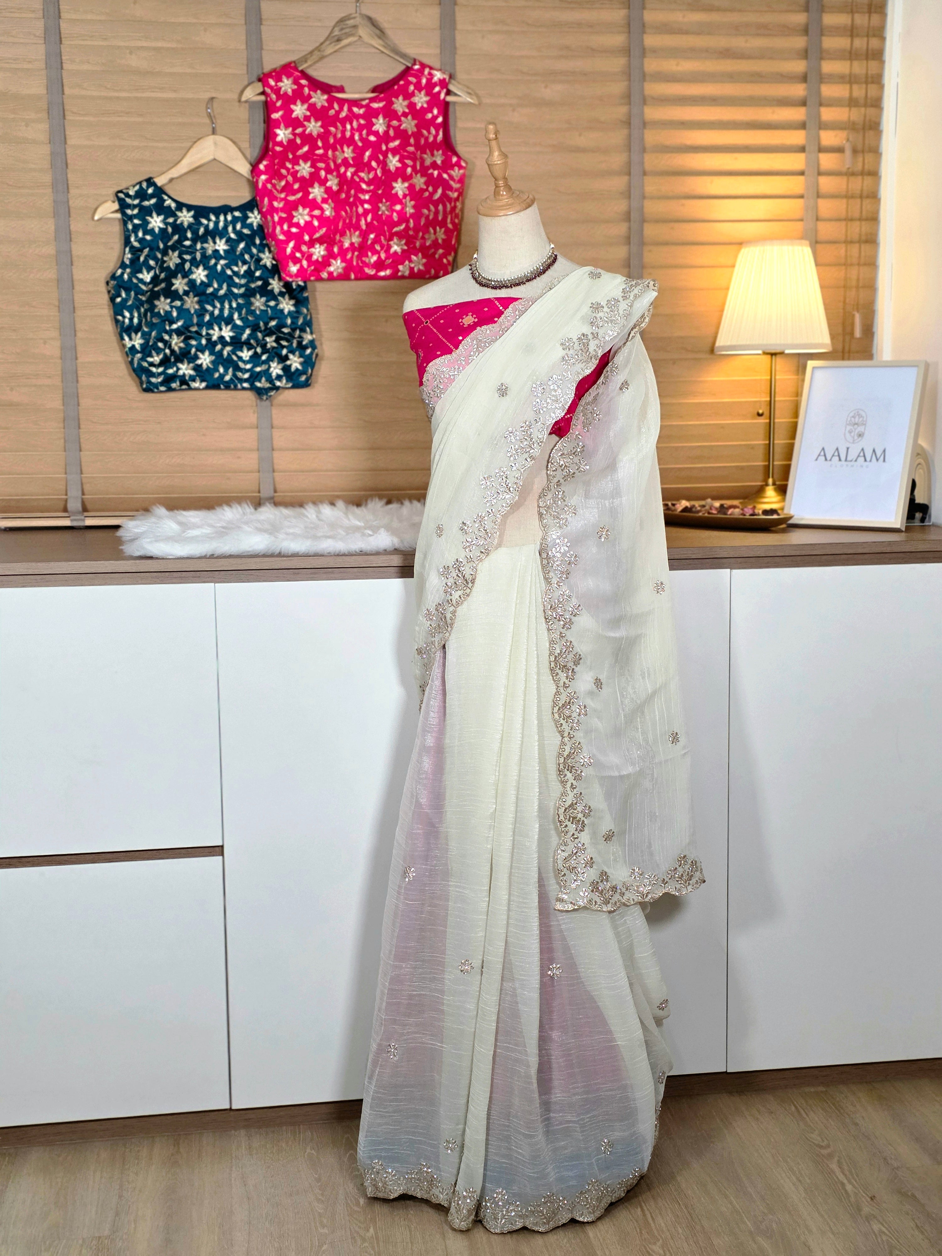 Embroidery Crush  Saree with - Cream