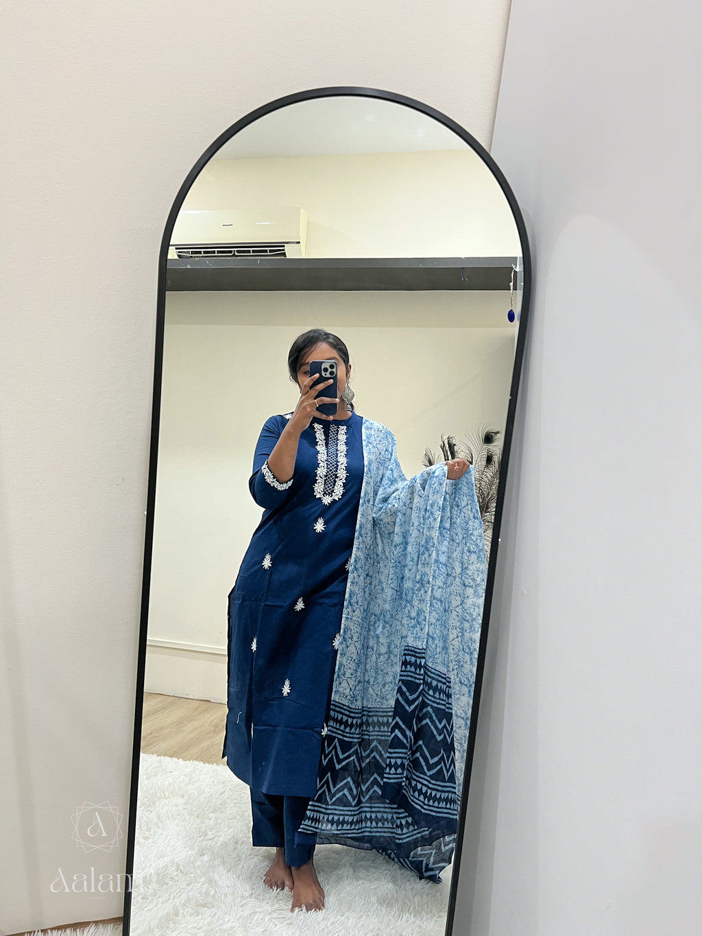 Liya - Embroidered Cotton Kurta Pant Set - Dark Blue