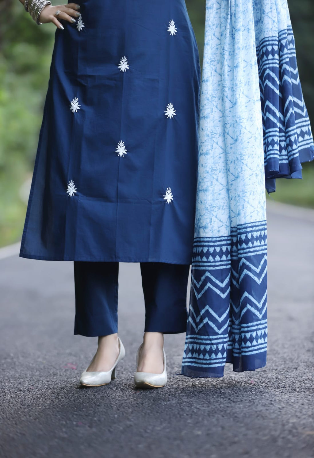 Liya - Embroidered Cotton Kurta Pant Set - Dark Blue
